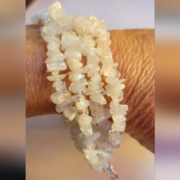 Kuisa rainbow moonstone chips multi row bracelet in sterling silver 154ctw - Picture 3 of 13